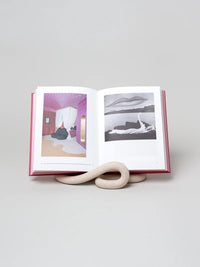 Lumbra Book Stand, Sand