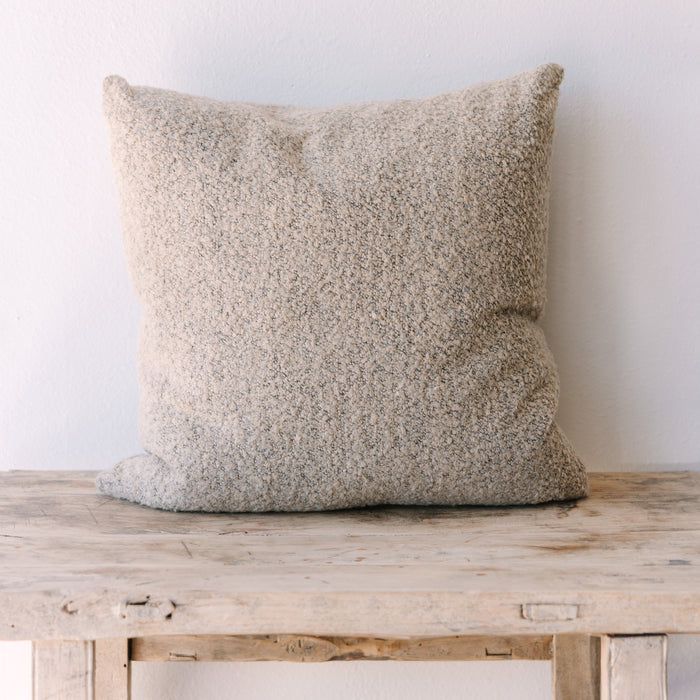 Rivers Pillow, Natural