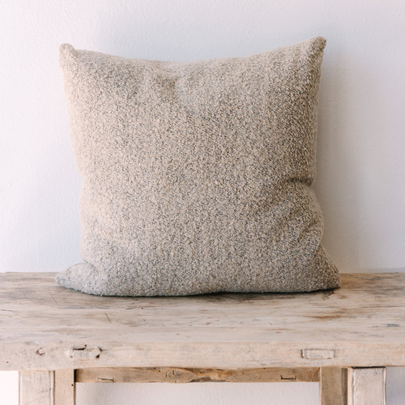 Rivers Pillow, Natural