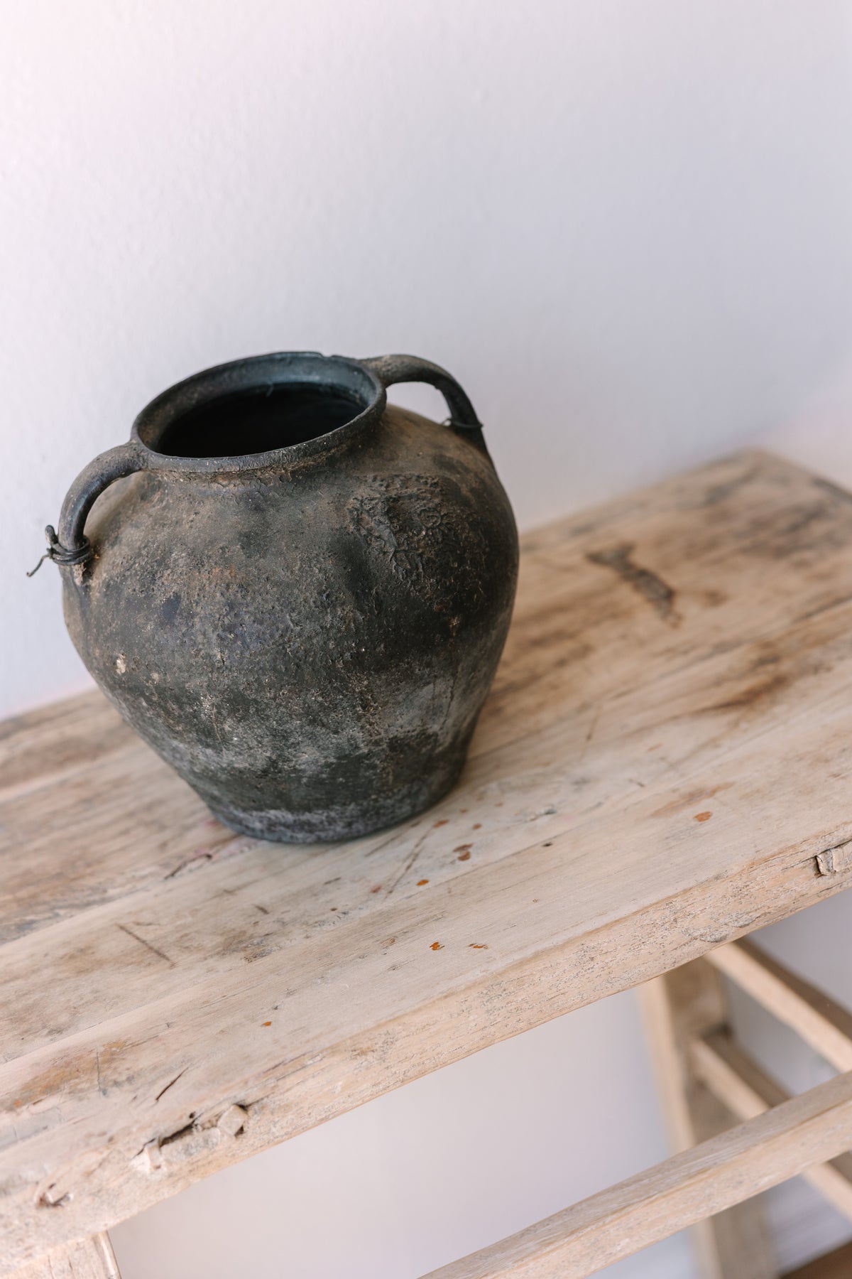 Moldovia Ceramic Pot