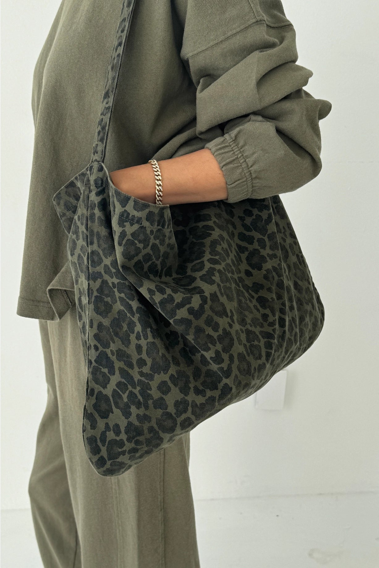 Le Bon Happy Carry Bag