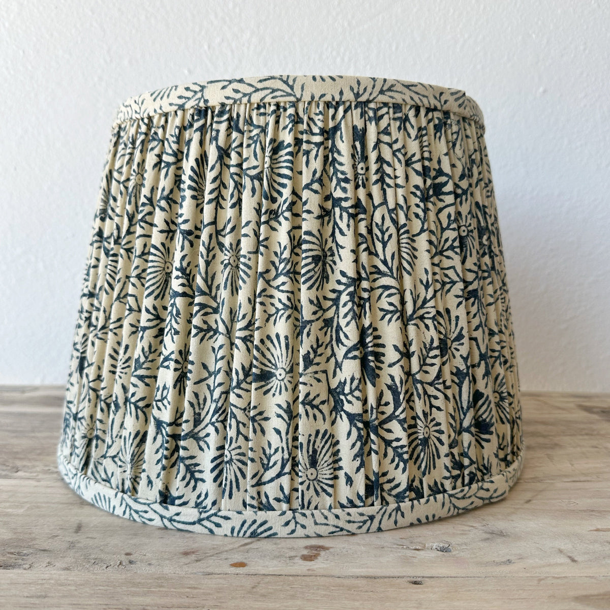Upholstered Lamp in Spray