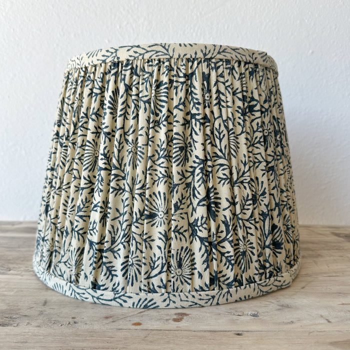 Upholstered Lamp in Spray