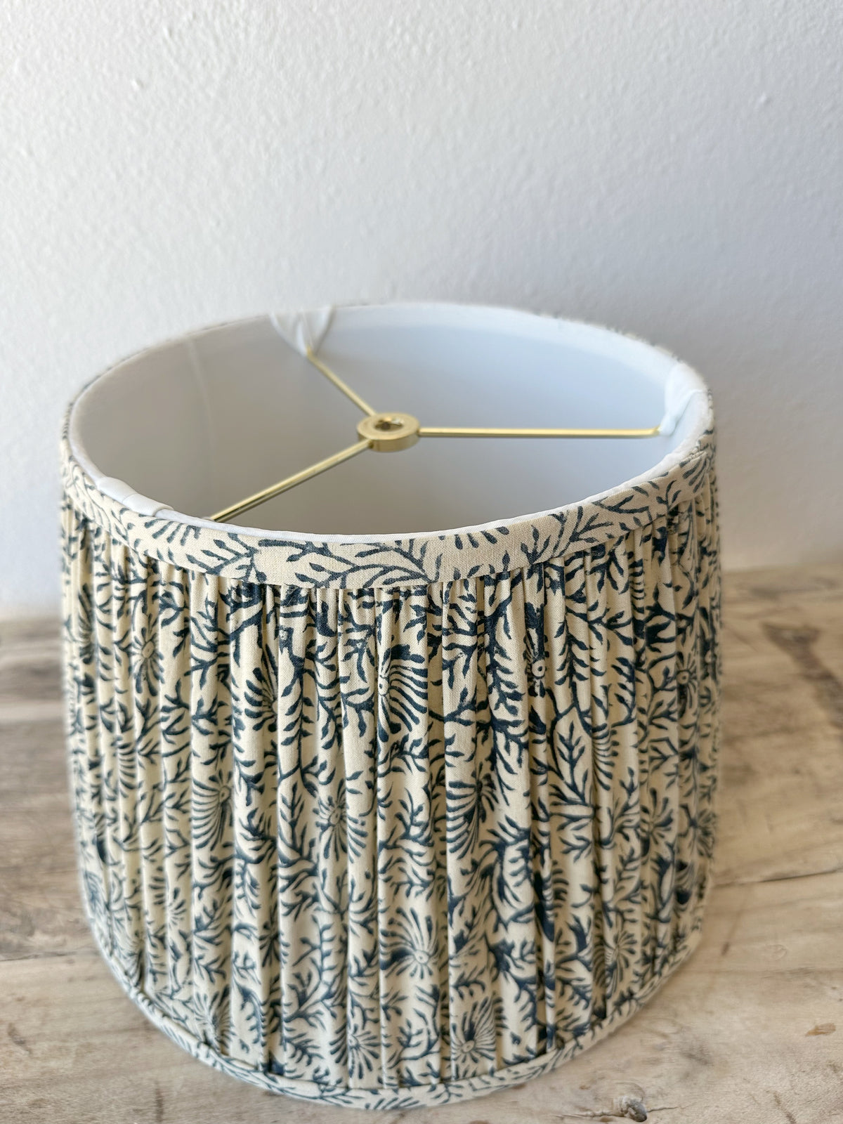 Upholstered Lamp in Spray