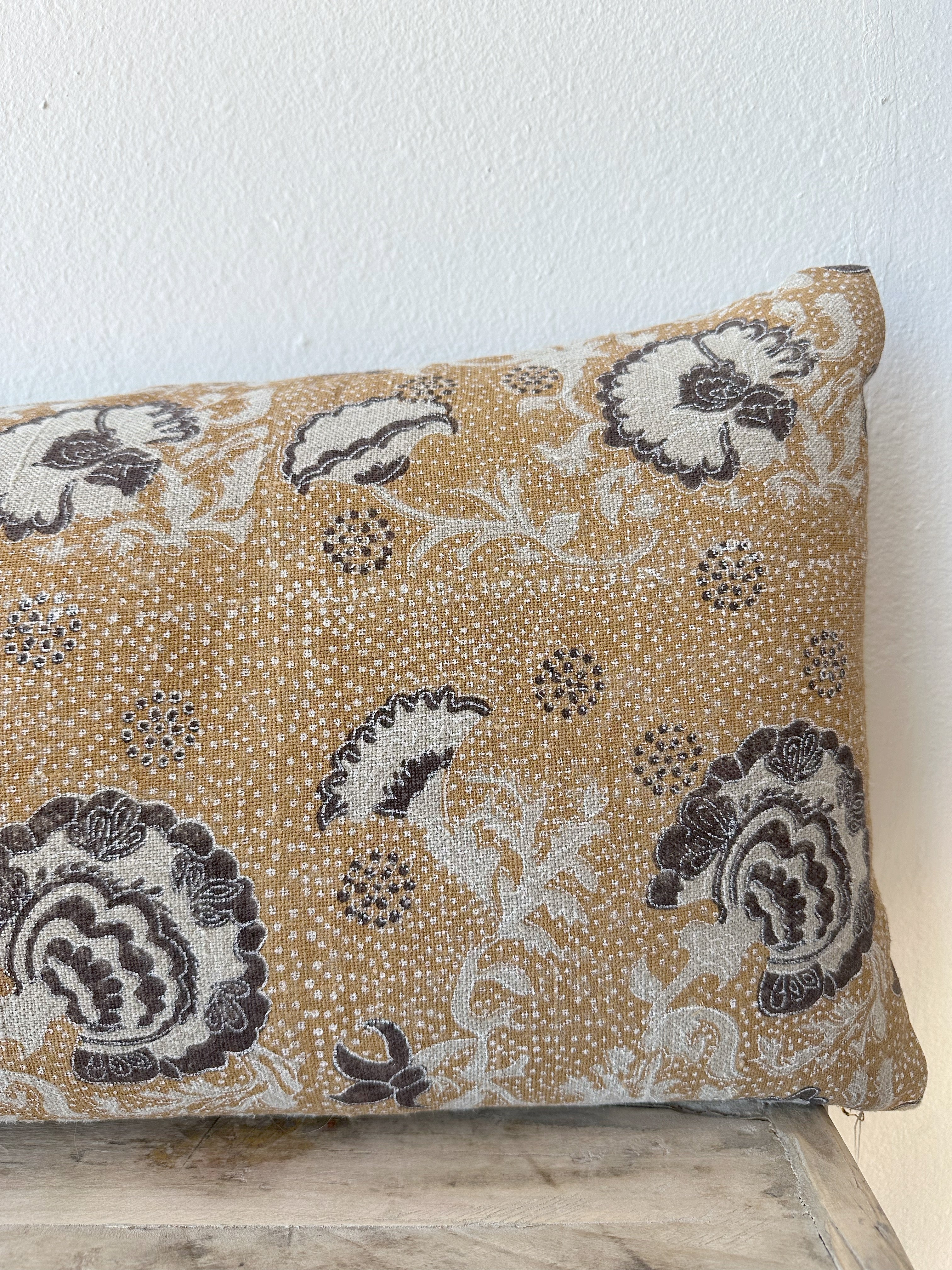 Tulip Long Lumbar