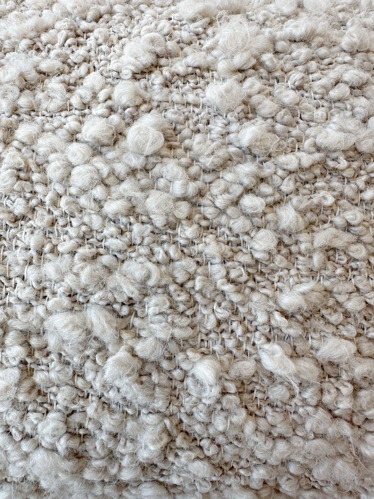 Kusama Boucle Natural 12x20