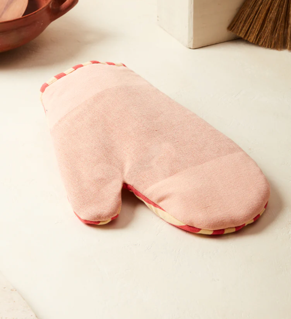 Sol Oven Mitt