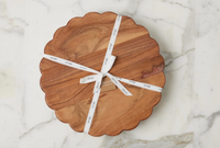 Scalloped Trivet Riser