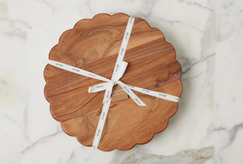 Scalloped Trivet Riser