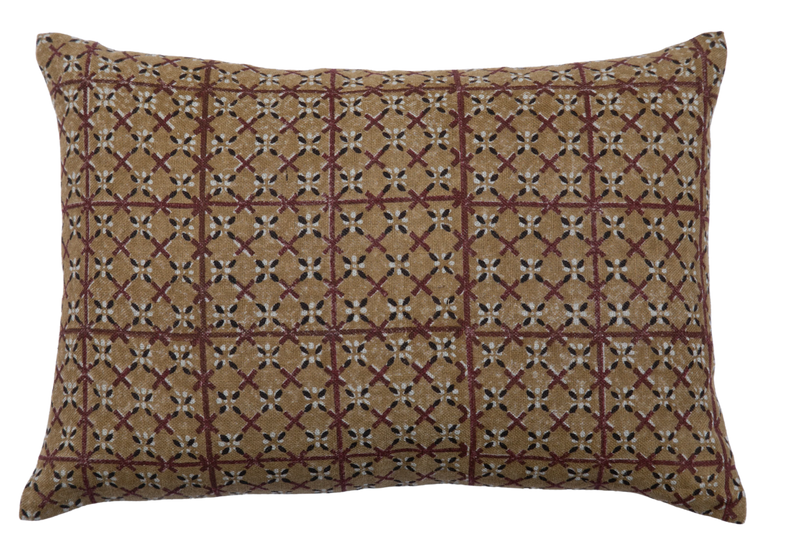 Titli Lumbar Pillow