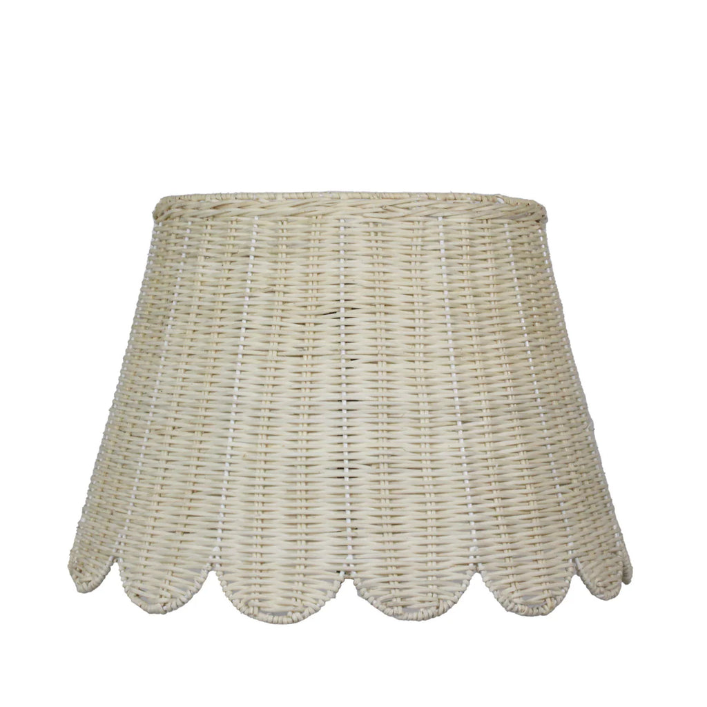Rattan Scalloped Lamp Shade