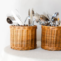 Sag Rattan Utensil Holder